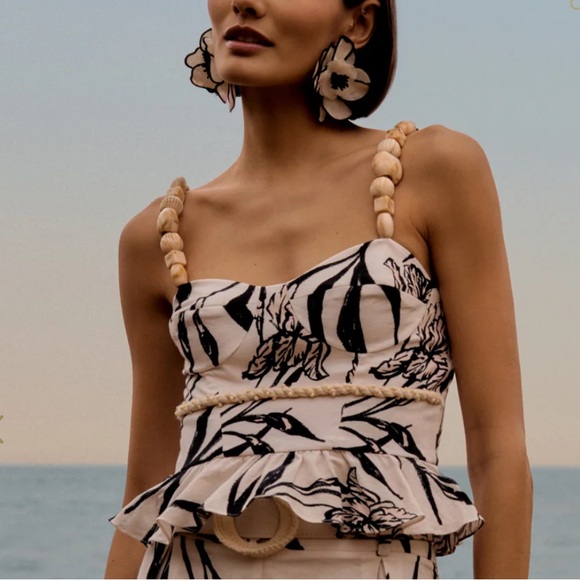 PatBO NWT Peplum Iris Top Black and White Size 4 retail $325 - Picture 2 of 6